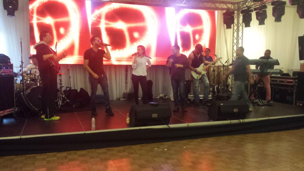 vileradrums's tweet photo. Prueba de sonido chino y nacho ccs !! http://t.co/S5ZRA8kRLi