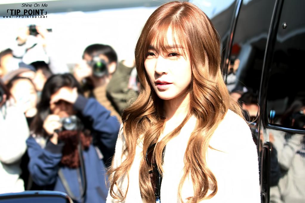 B_3jZrPVAAEDSE5.jpg:large