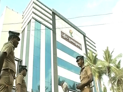 Puthiya Thalaimurai TV channel attacked Puthiya Thalaimurai TV channel attacked