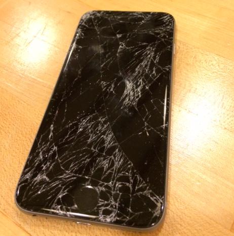 Guess who's going to the Apple Store tomorrow... :(