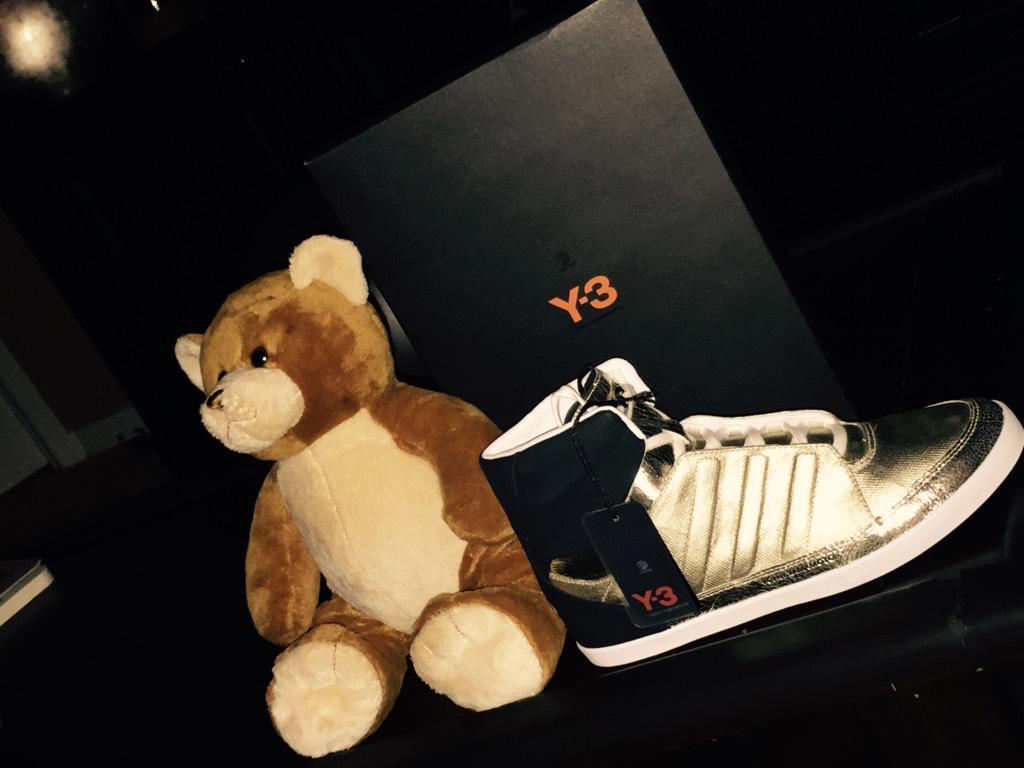 WWEKofi's tweet photo. I took one step closer to officially becoming a Sneakerhead… whatchu know ‘bout dem Y3’s???  #GOOOOOOOLD! http://t.co/XLRDAHeRCY