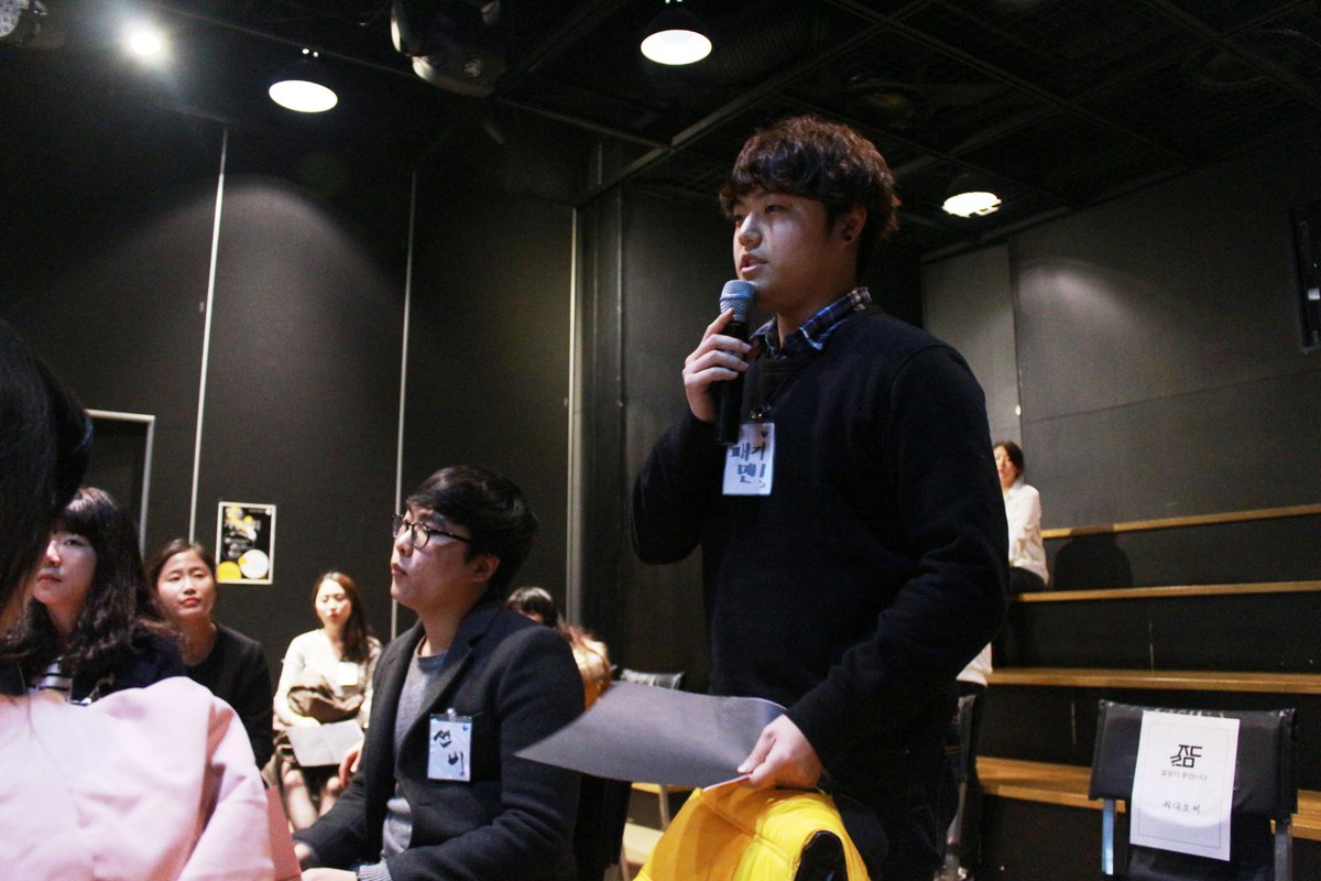 ask_we's tweet image. 3월 7일 #젊음이묻습니다 #바스락홀 #시민청
젊음이 젊음에게 현장 스케치!
#김물길 #이효찬 #최대호