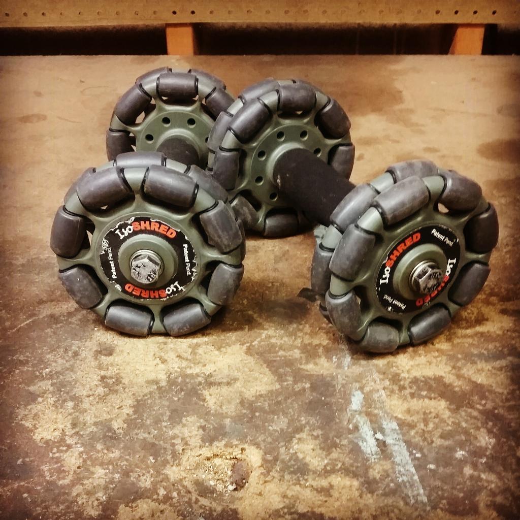 IsoSHRED's tweet photo. Anybody know what these are? #fitness #corestrength #workout #omnipushups #chestworkout http://t.co/liPBf9aTZv
