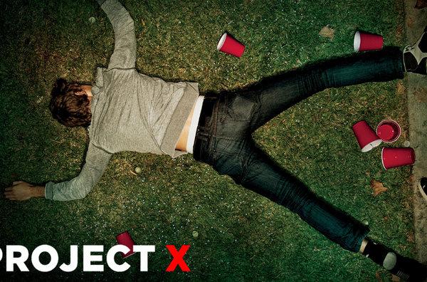 LaVanguardia's tweet photo. Las fiestas salvajes de @ProjectX aterrizan en Barcelona http://t.co/vdlSFFHCOi Por @AntoniaJusticia http://t.co/rfAI4dn9om