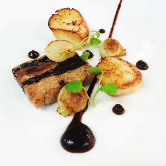 CanteenTweets's tweet photo. King Scallops and Pork dish by member Robert Taylor. Sign up to get your dishes seen too! http://t.co/puTxZbYtYs http://t.co/NWQj4wfIWh