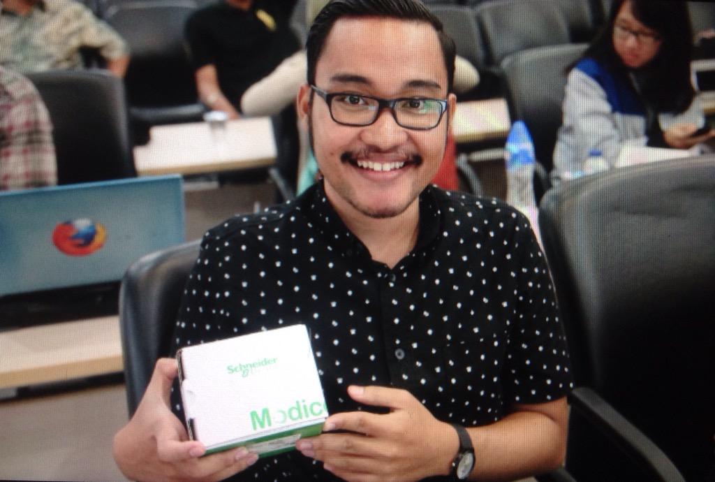 NEST UI 2015 tweet media
