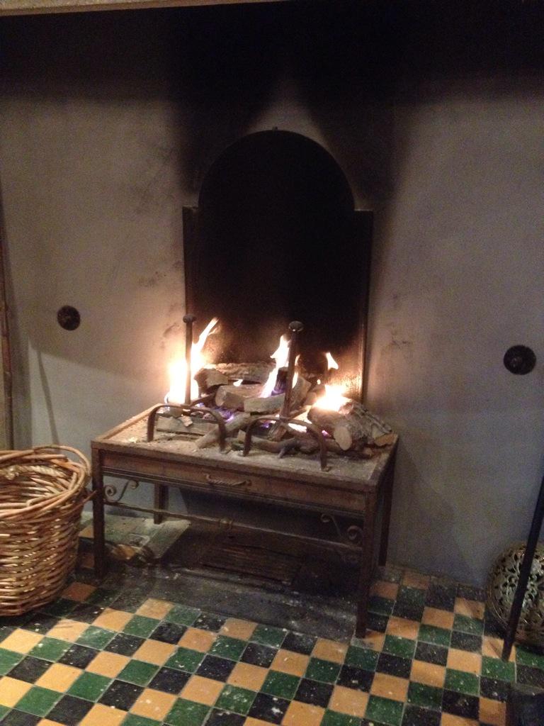 Coevordenaren's tweet photo. De kachel is aan. #zakennet http://t.co/zRWz0b46On