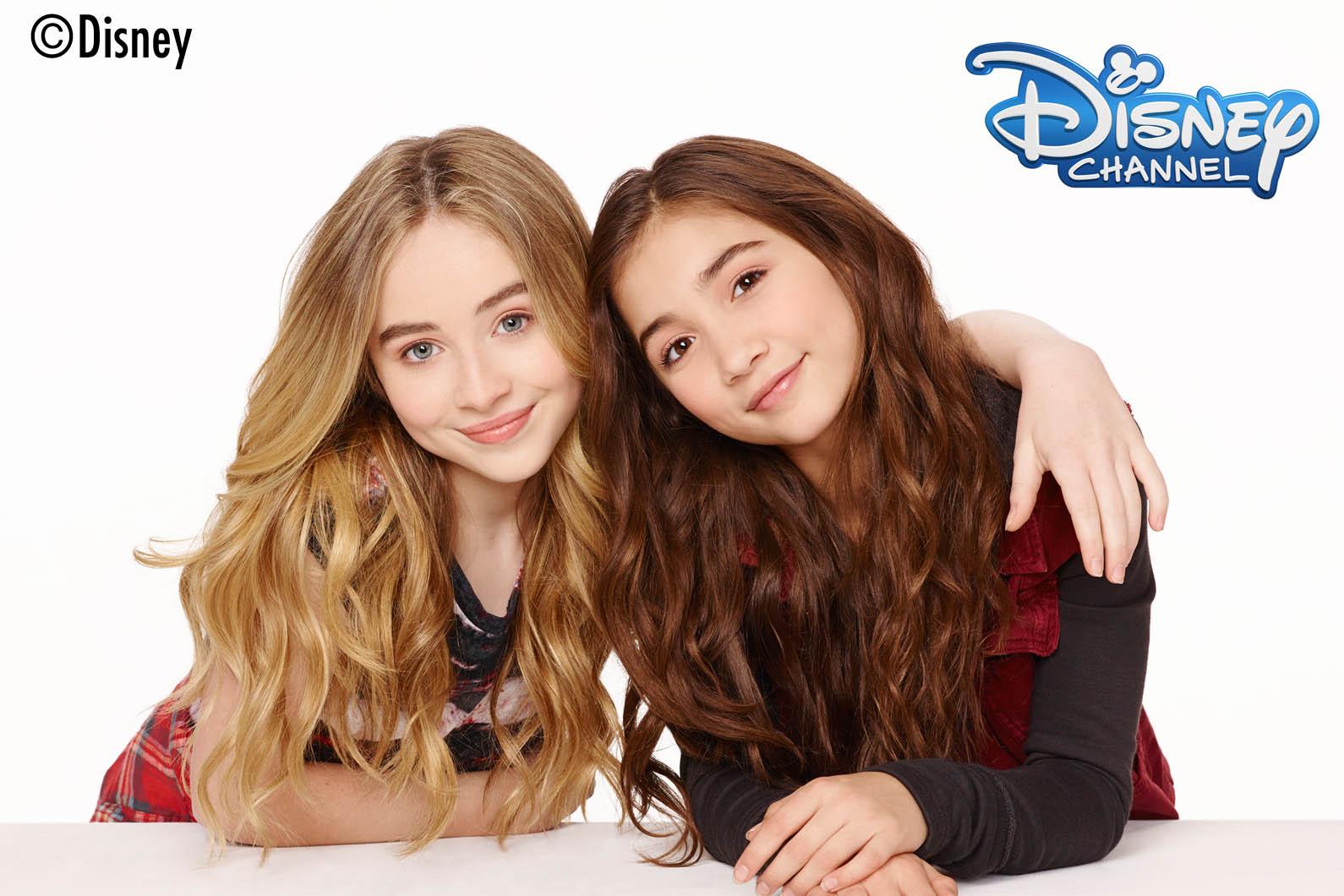 ディズニー チャンネル スターズ 公式 U Tvitteri ローワン ブランチャードとサブリナ カーペンターが歌う ガール ミーツ ワールド のテーマ曲 テイク オン ザ ワールド 好評デジタル配信中 ダウンロードはこちらから Itunes Http T Co