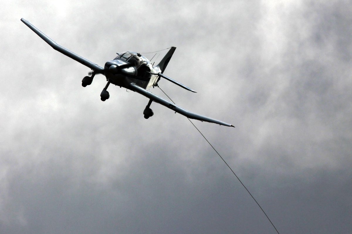 SpottersLESO's tweet image. #VisualApp #RWY27 at #Santacilia #AeroclubNimbus #beautifulSky @AEMET_PaisVasco #perfectday @zazAirport @SpoAnd