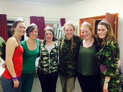 Glos Girl Guide Sophie Travelling To Ghana to help with vaccinations &amp; Recruitment programme justgiving.com/SophieMayPears…