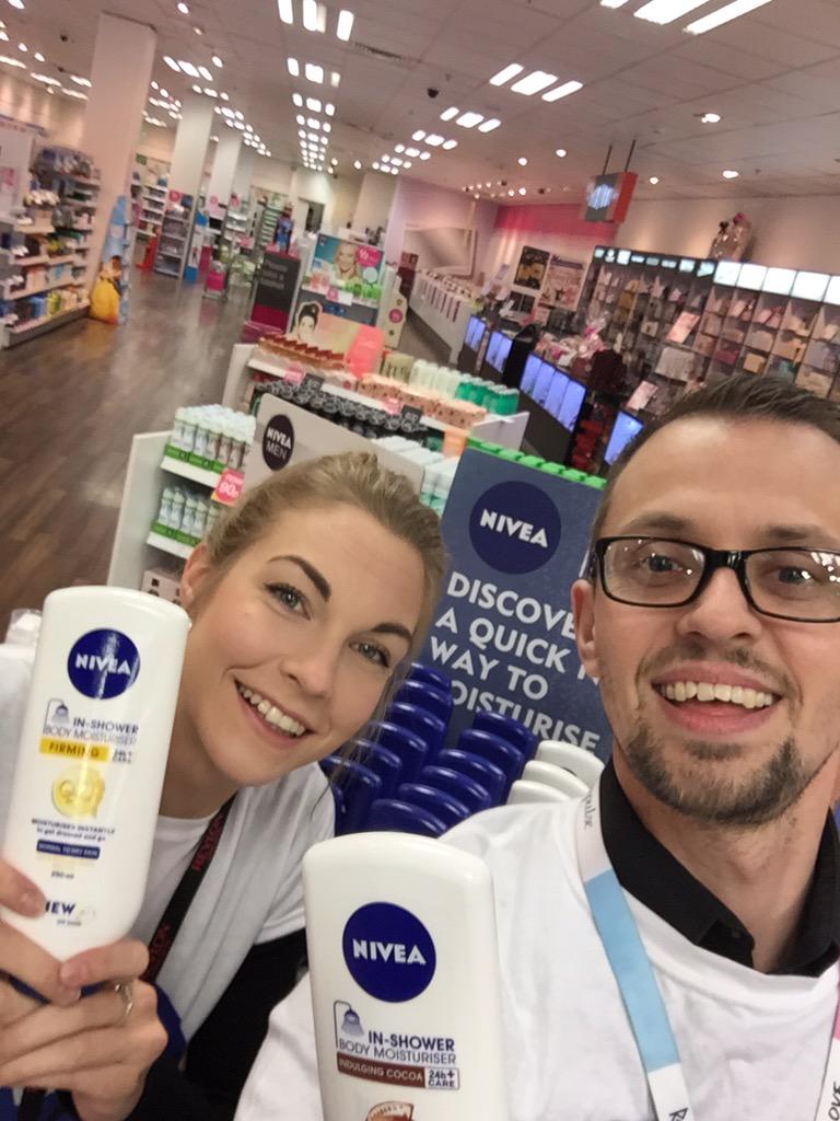 damoshaw1's tweet photo. @superdrug @Bullring @niveauk @ShopSmartAgency  team bullring supporting promotional days. http://t.co/jL9aMkoxLw