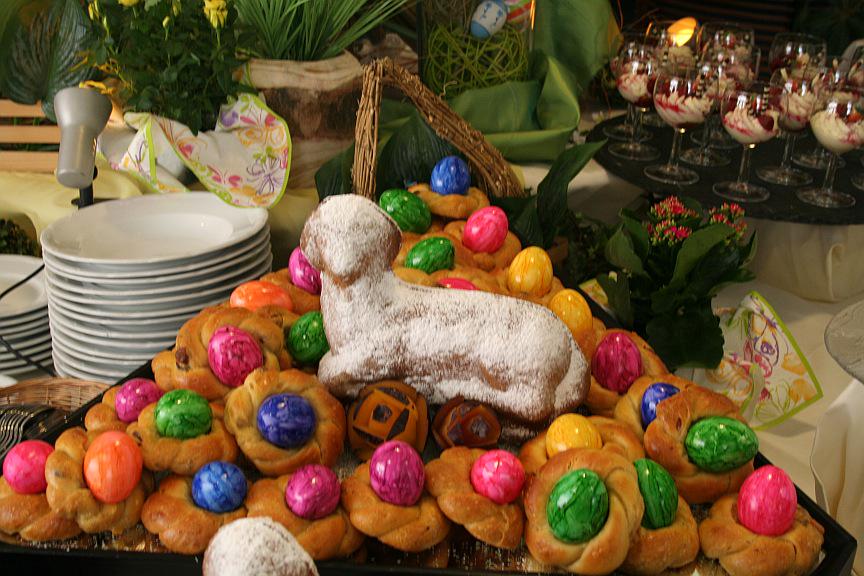 NOVINASwp's tweet photo. Jetzt noch freie Plätze sichern #osterbrunch: 05.04. &amp; 06.04.2015  #büffet #nuernberg #kinderbrunch http://t.co/H0prTUU1i8