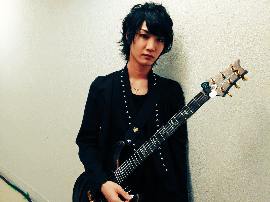 ギターリスト #魁人 に会いに、TOKYO BOYS COLLECTIONにお邪魔し