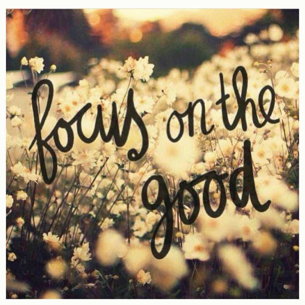 lifehalffull5's tweet photo. It's almost the weekend that's good right? #fbloggers #blog #quote #reminder #positivity http://t.co/vmID04r7ug