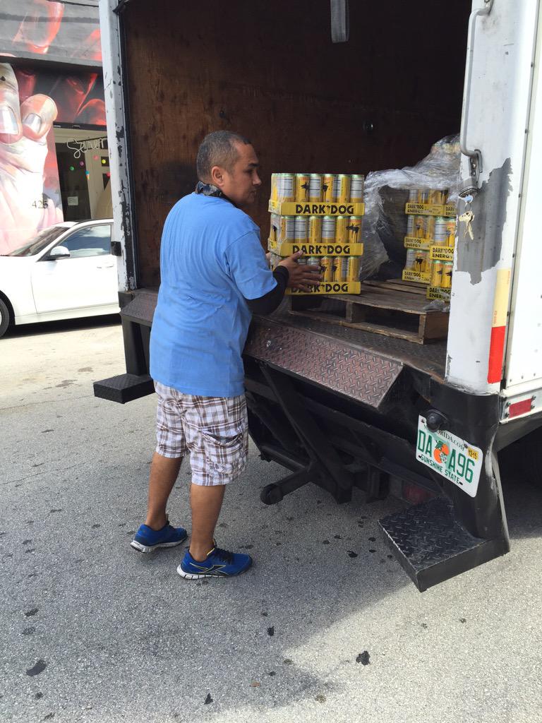 thelabmiami's tweet image. Excited for our #DarkDog delivery at #theLABMiami in time for #Wyncode's #Pitchnight @DARKDOGworld @wyncode