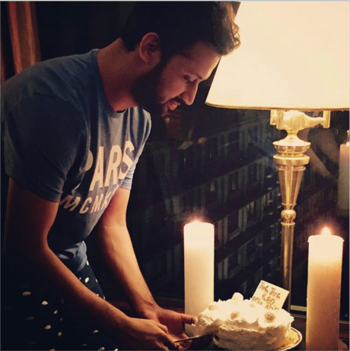 Happy Birthday Atif Aslam, one of the best voice of this century, any song he sings, turns into a superhit.. 