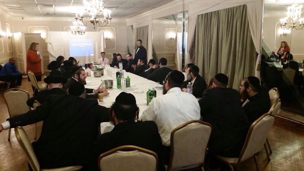 TextSatmar's tweet photo. .@nycHealthy dept. Inspectors at Aroynim to teach them to have a clean food kitchen @JCCWmsbg: @MoishIndig http://t.co/9baJ04azDT