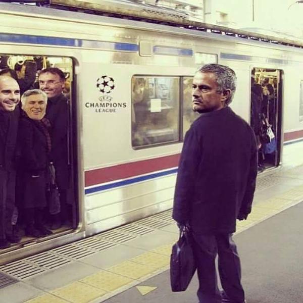 InsoliteFoot's tweet image. José Mourinho quitte la Ligue des Champions ! #LDCLiveCamp #CHELPSG