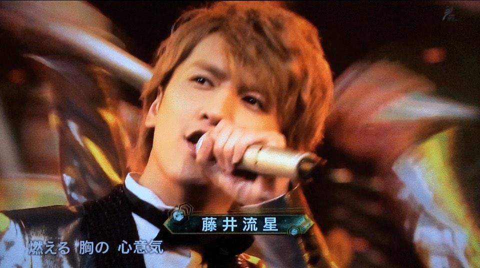 ry818uu's tweet photo. .

.

.

　　　御前　何処 視てんねん

　　　　　そっち ちゃうやろ 阿呆

.

　　　DM　/　通話　/　独占欲

.

　　　ほら　こっち 御出で や

　　　　　‥　　好きやで

.

.

. http://t.co/B2nMGvt23i