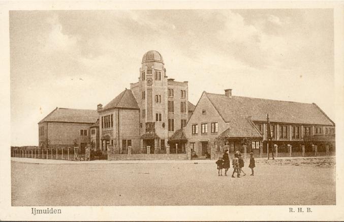 Vellesan College tweet media