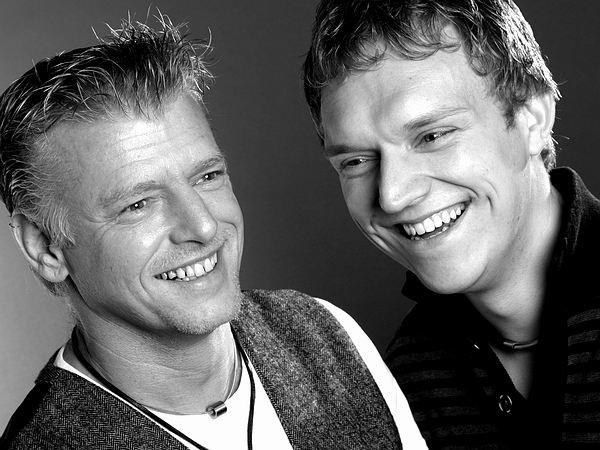 Jongbookings tweet media