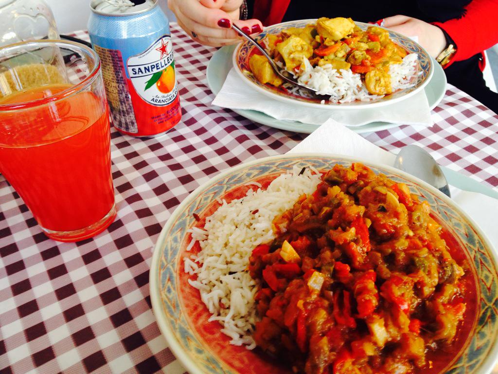 AnaGillespie's tweet photo. Scrummy refueling at cute cafe   #homemade before next poetry w"shop @AndreeaManga #walthamstow @LaurieBolger http://t.co/HLtfmzd1cO