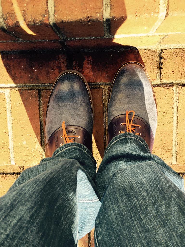 IfTonyTweeted's tweet photo. Indeed. RT @DavidAStorm: @IfTonyTweeted #twofeetonthestep, phony http://t.co/ON3VHG37xN