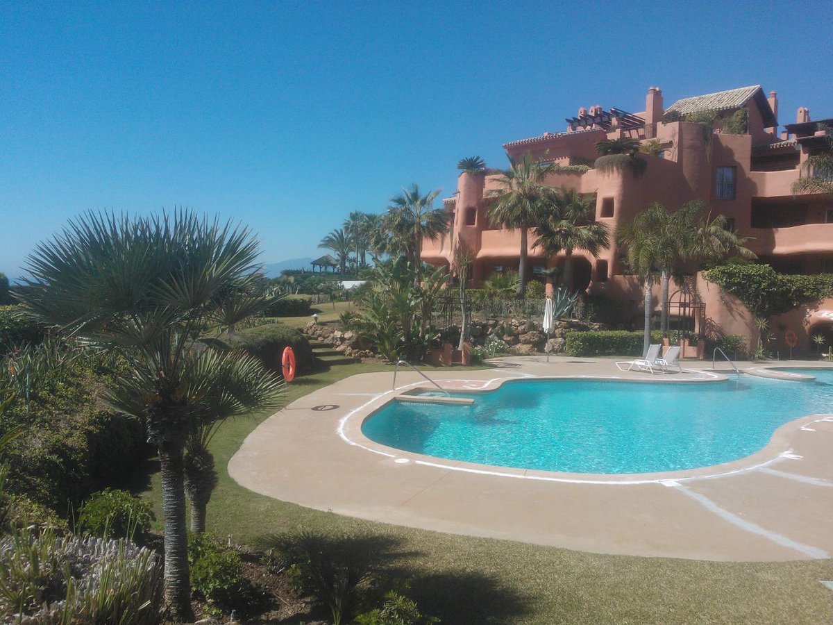 InfoPropinvest's tweet photo. Out and about in #Marbella today http://t.co/Kp7juDwvCj