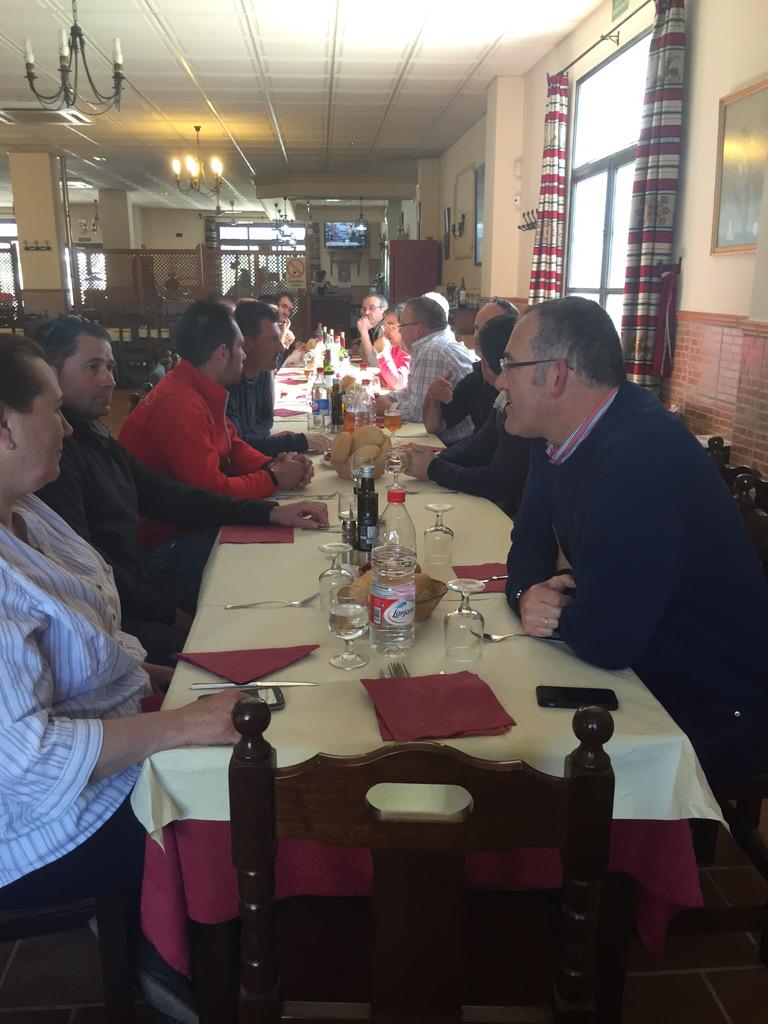 GECOLoficial's tweet photo. Y después de la jornada, a reponer fuerzas http://t.co/KSUnm8VXMx