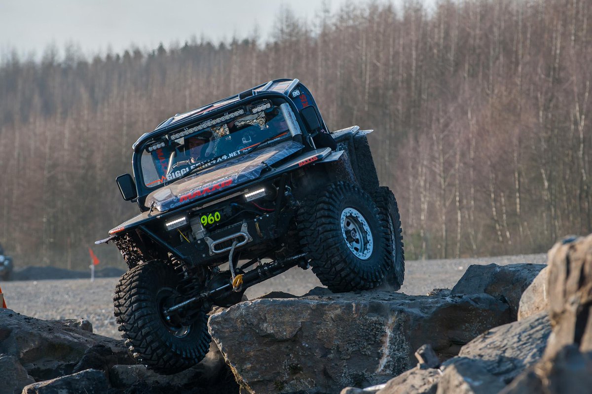 Maxxis_Tyres's tweet photo. Do you drive a #4x4? You can get the same tyres as @TeamGigglepin - http://t.co/IXTfyVdfdG (on-road and off-road!) http://t.co/TrjtXh4Ykz