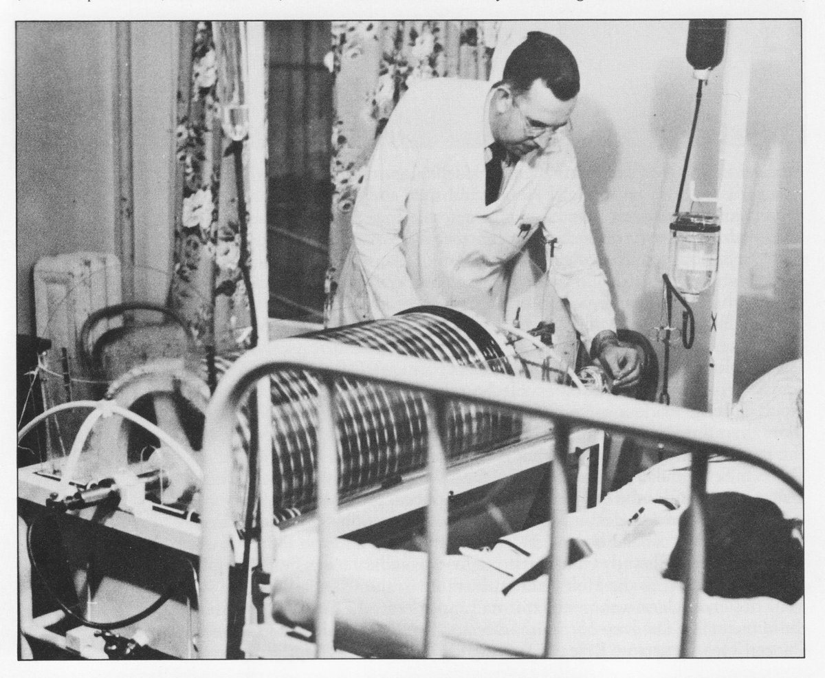 LHSCCanada's tweet photo. Artificial kidney machine from 1948 at LHSC's former Victoria Hospital, the first in Canada. #TBT #WorldKidneyDay http://t.co/0aJrVfLcvL