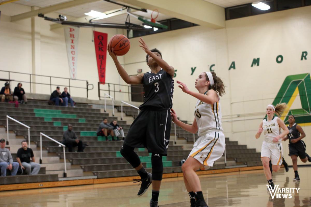 VictoryViewsOH's tweet photo. Congrats to the Lakota East bball team on a great season! View all of your season's albums: http://t.co/rg1P6utE3f http://t.co/itWvjajKfx