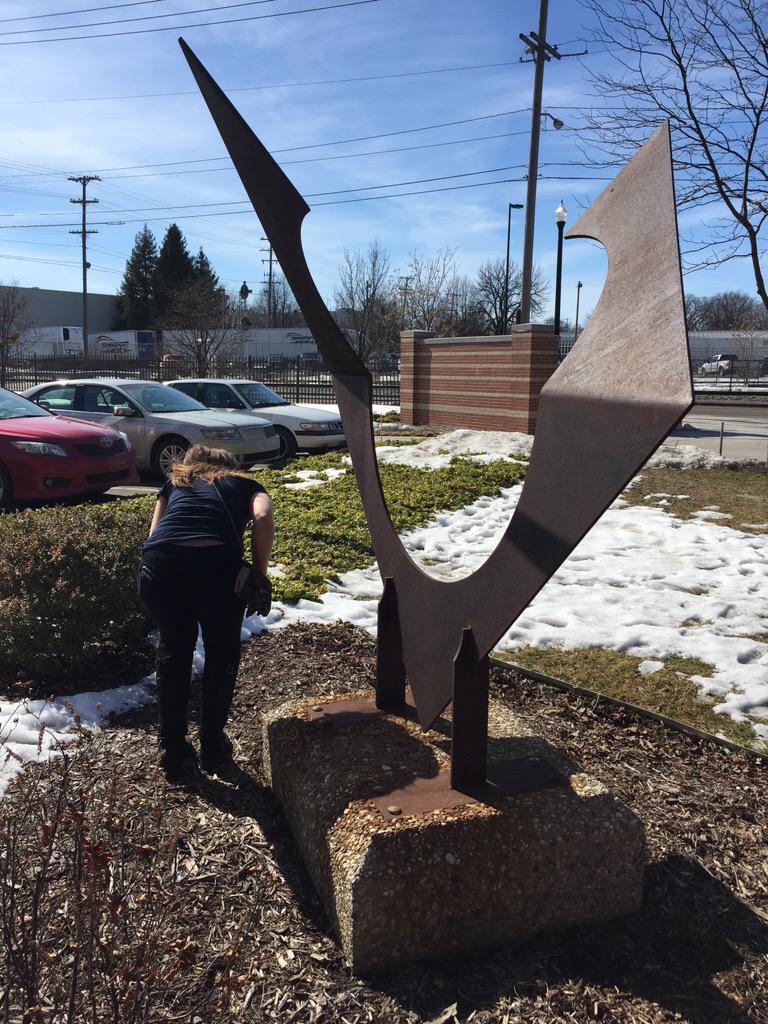 PolyInProg's tweet image. “@IrishOnIonia: coins are hidden, follow the rainbow, and you&apos;ll be in luck. #irishonionia #stpatricksday #goldcoins