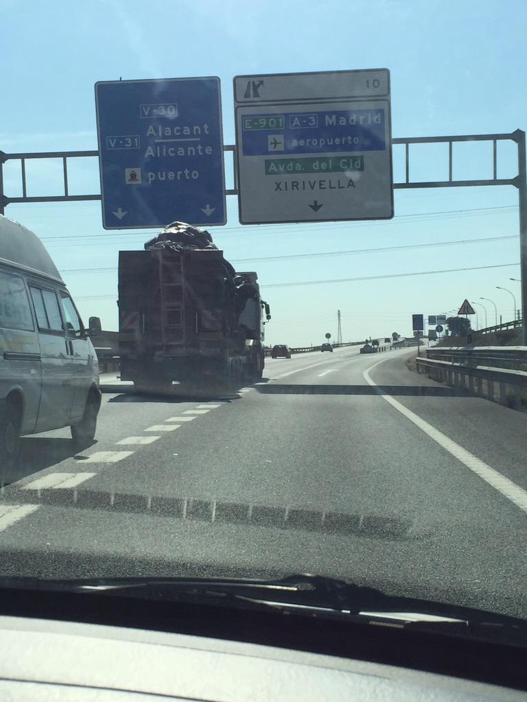 Torrent y Ramiro de Maeztu al sitio, sábado tarde grúa para Ramiro y darle altura