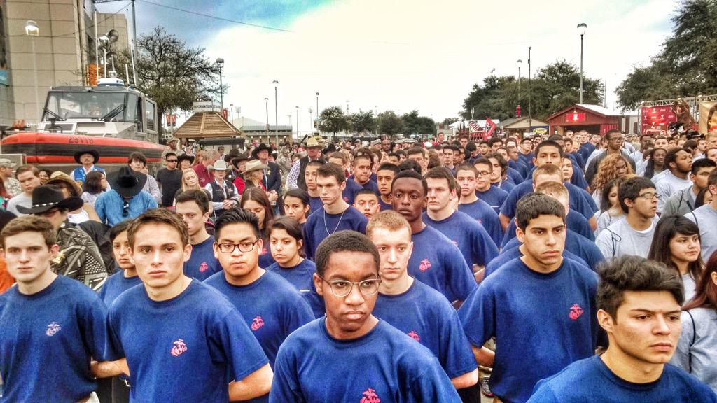 #TBT to #ArmedForces Appreciation Day <a href="/RODEOHOUSTON/">RODEOHOUSTON</a> where 122 <a href="/USMC/">U.S. Marines</a> poolees proudly sweared-in

OORAH!