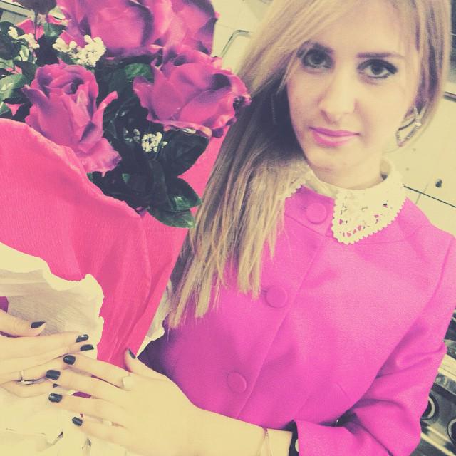 nohalasaad6's tweet photo. Hi🙋 Flw plz ❤️😘😍 👉http://t.co/bL5Zg57ecS 👉http://t.co/wnanxwh1Dm #KenzaMorsli #news #ipadl #bahrain #dubai #qatar http://t.co/EOonkSMDG1