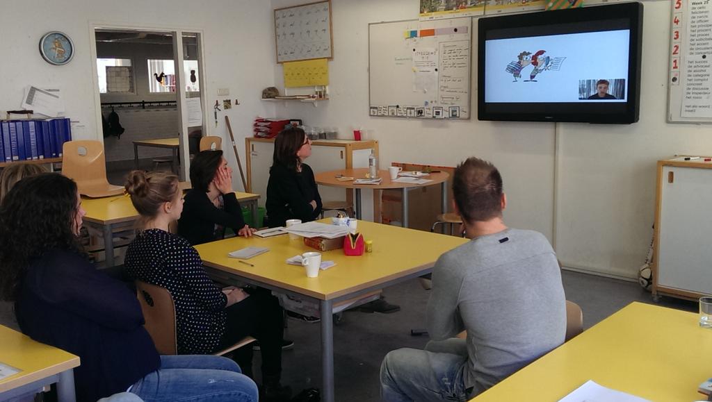 PBTilburg's tweet photo. Inspirerende teambijeenkomst 21st century skills door zelfsturende team. Op naar PLG! http://t.co/S7R9HVb72h