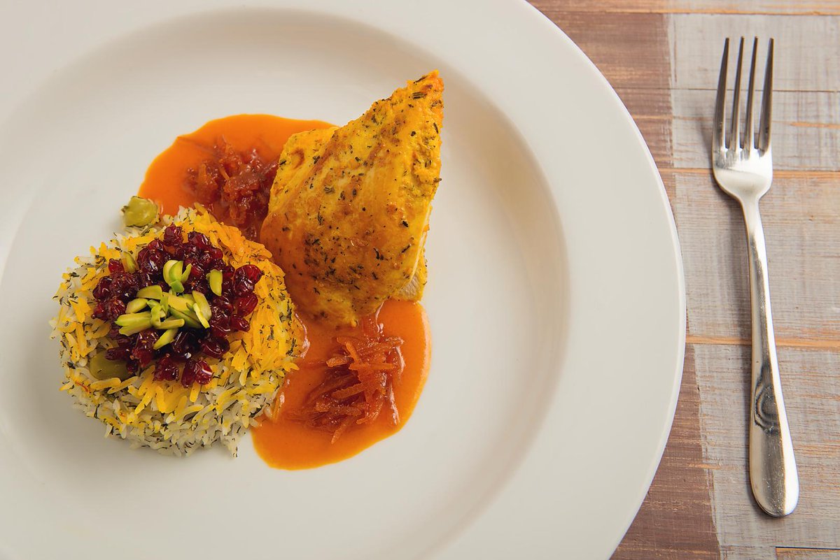 JKPimage's tweet photo. Maryam made saffron chicken marinated with lemon, garlic &amp; herbs and fragrant rice @NHWeek @PremierFoods_FS #NHW2015 http://t.co/UOlOzfyRvj