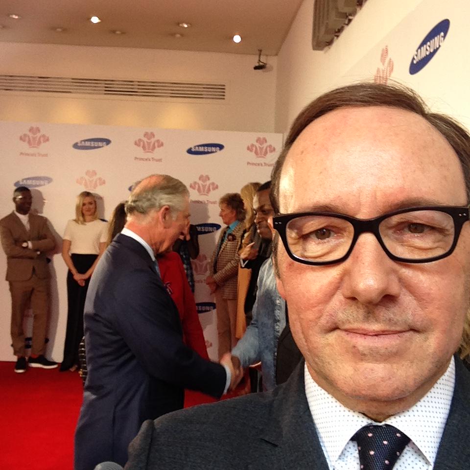 At The Prince's Trust Celebrate Success Awards. "He's behind you"! #CelebrateSuccess @PrincesTrust