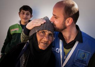 ACF_France's tweet photo. #Syrie : 1180000 Syriens vont tenter de quitter le pays en 2015. #Humanitaire #Multicrises  http://t.co/Z9koeMxICI http://t.co/imswr4zRtw