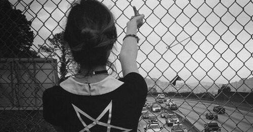 bitch__surprise's tweet image. почувствуй нашу любовь