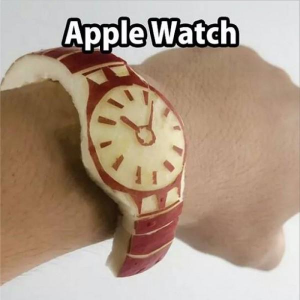 TapTarget's tweet photo. Congrats @Sophie_Engels on winning our @WebTomorrow #AppleWatch! Don't mind the picture, you'll get the real deal ;) http://t.co/ukKECRbCaD