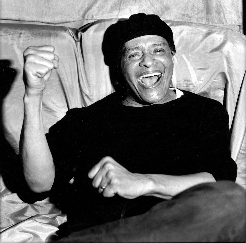 Happy 75th birthday to jazz God Al Jarreau. 
