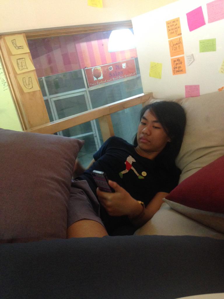 Miss na kita haha jk katabi lang kita happy birthday anak! Mahal kita alam mo yan haha love you so much 