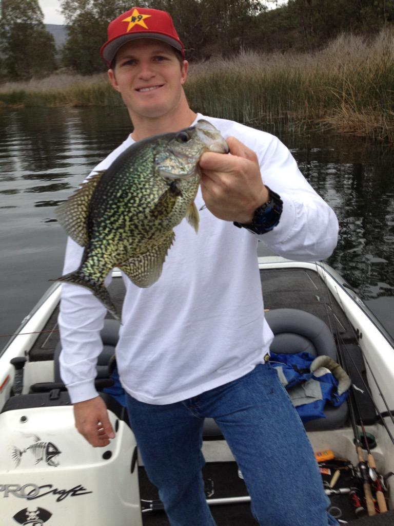 patrickfishing's tweet photo. Two different days but what a surprise when you're fishing for bass and catch different fish (blue gill and croppy) http://t.co/Go8fdNJcus