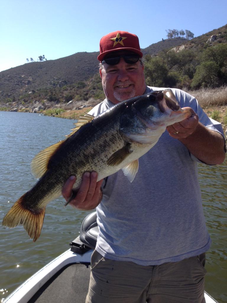 patrickfishing's tweet photo. Big Daddy likes catching big bass! http://t.co/QvXtPnUUdg