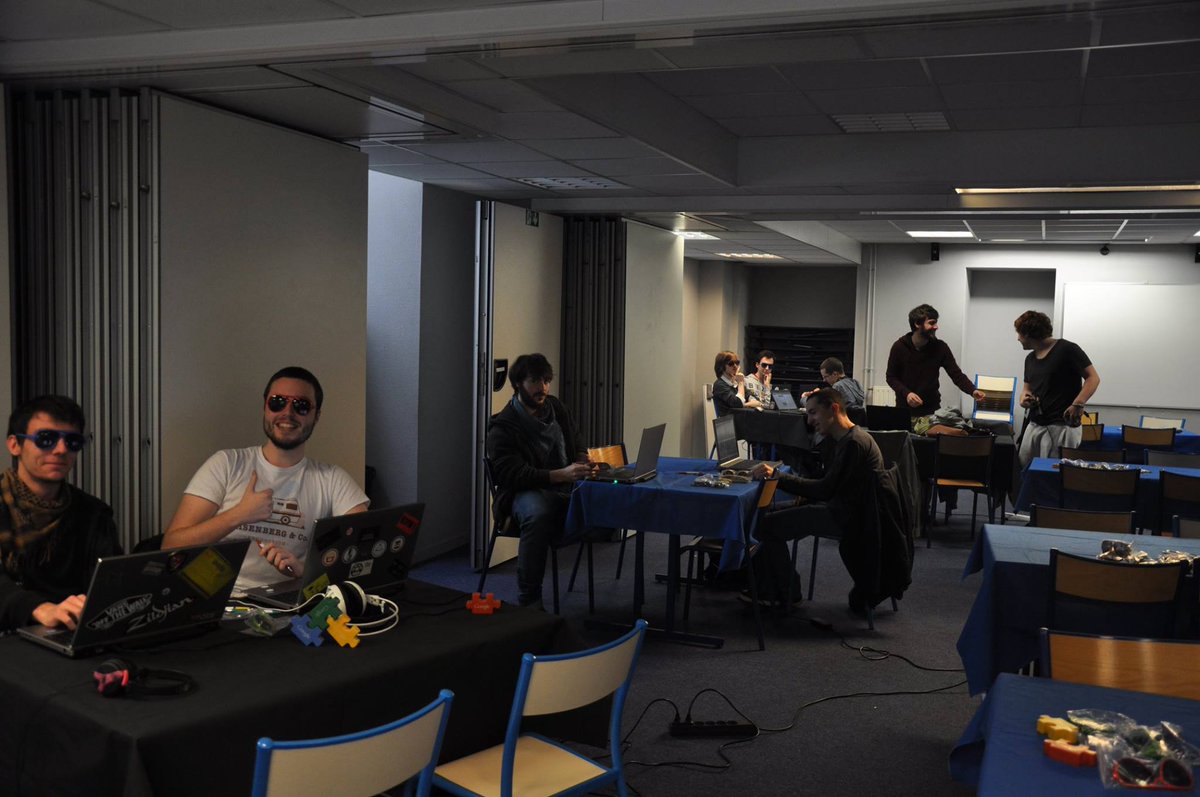LudiDrouet's tweet image. Ready pour le #GoogleHashCode ce soir avec le @gdgnantes à @EPITECHNantes @EpitechInnov