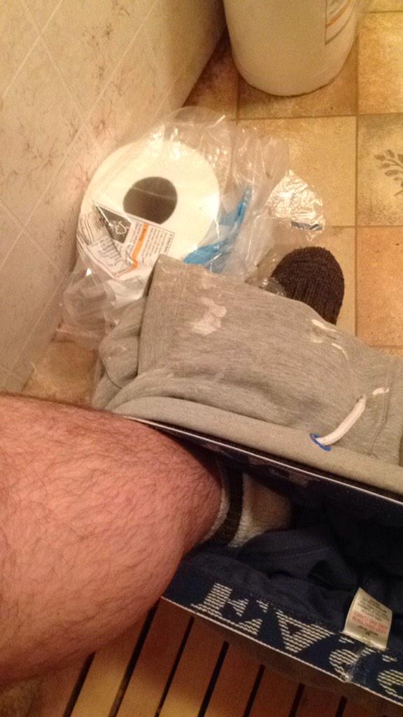 J93Green's tweet photo. @JoeOnVine your snap story made my after work poo a great experience today!! Quality ! http://t.co/hHmnjzu1Xp