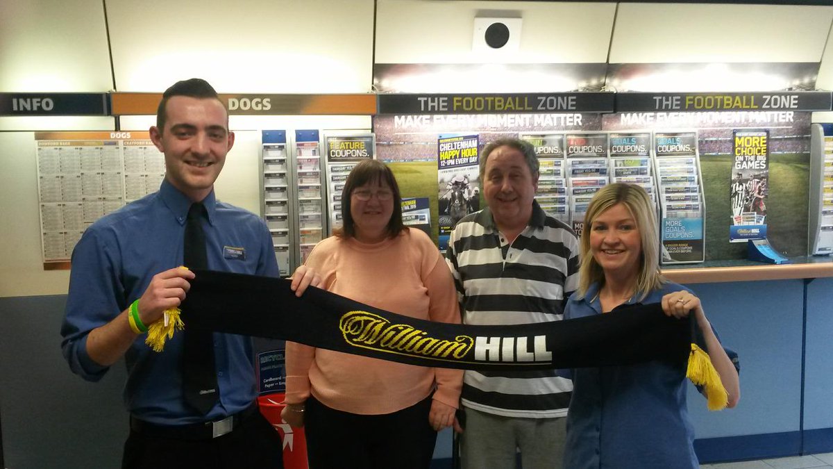mowds76's tweet photo. Jake and Lorraine in Goole. #CheltenhamReady #district126 http://t.co/pkONn7MmmP