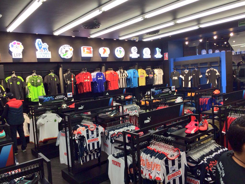 ¡estamos muy contentos por la gran reapertura de nuestra tienda innovasport fútbol ⚽️ sendero ¡estamos muy contentos por la gran reapertura de nuestra tienda innovasport fútbol ⚽️ sendero